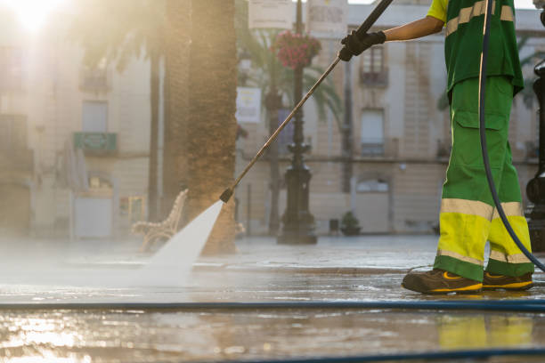 Best Roof Power Washing Services  in Groton, SD